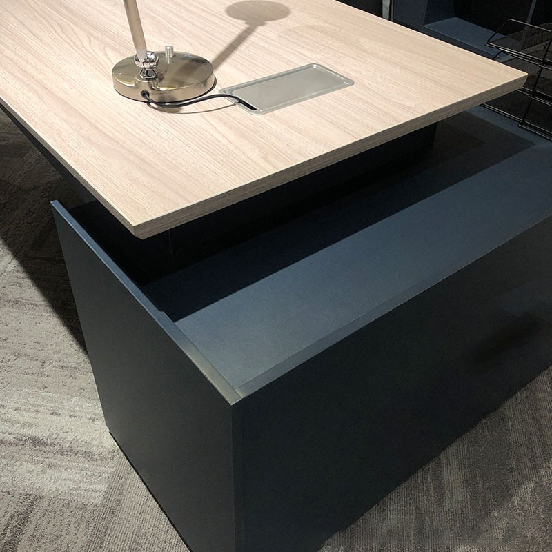 Офисный стол руководителя клас – обзор и цена Office Furniture Factory